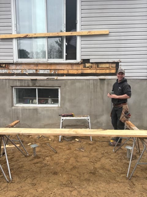 Agrandissement avec revêtement extérieur à Terrebonne